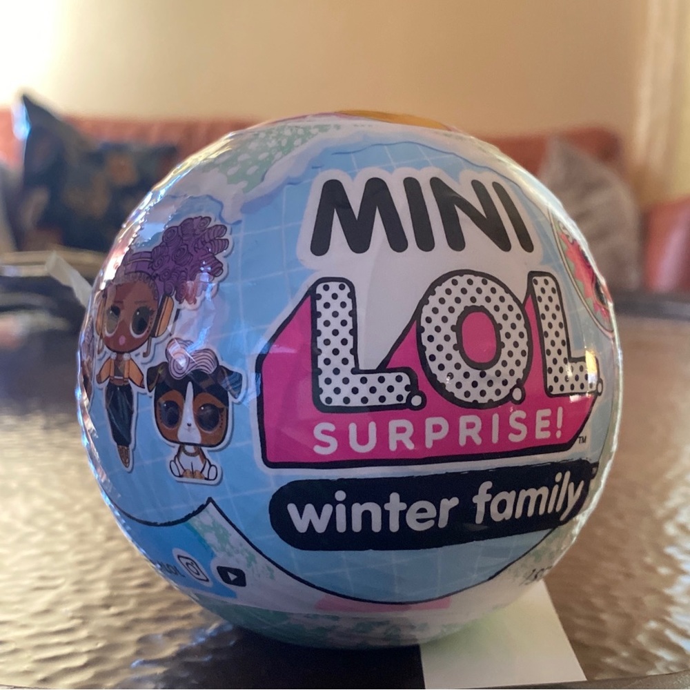 LOL Surprise Winter Family New & Sealed Balls Selected at Random - NEW & SEALED